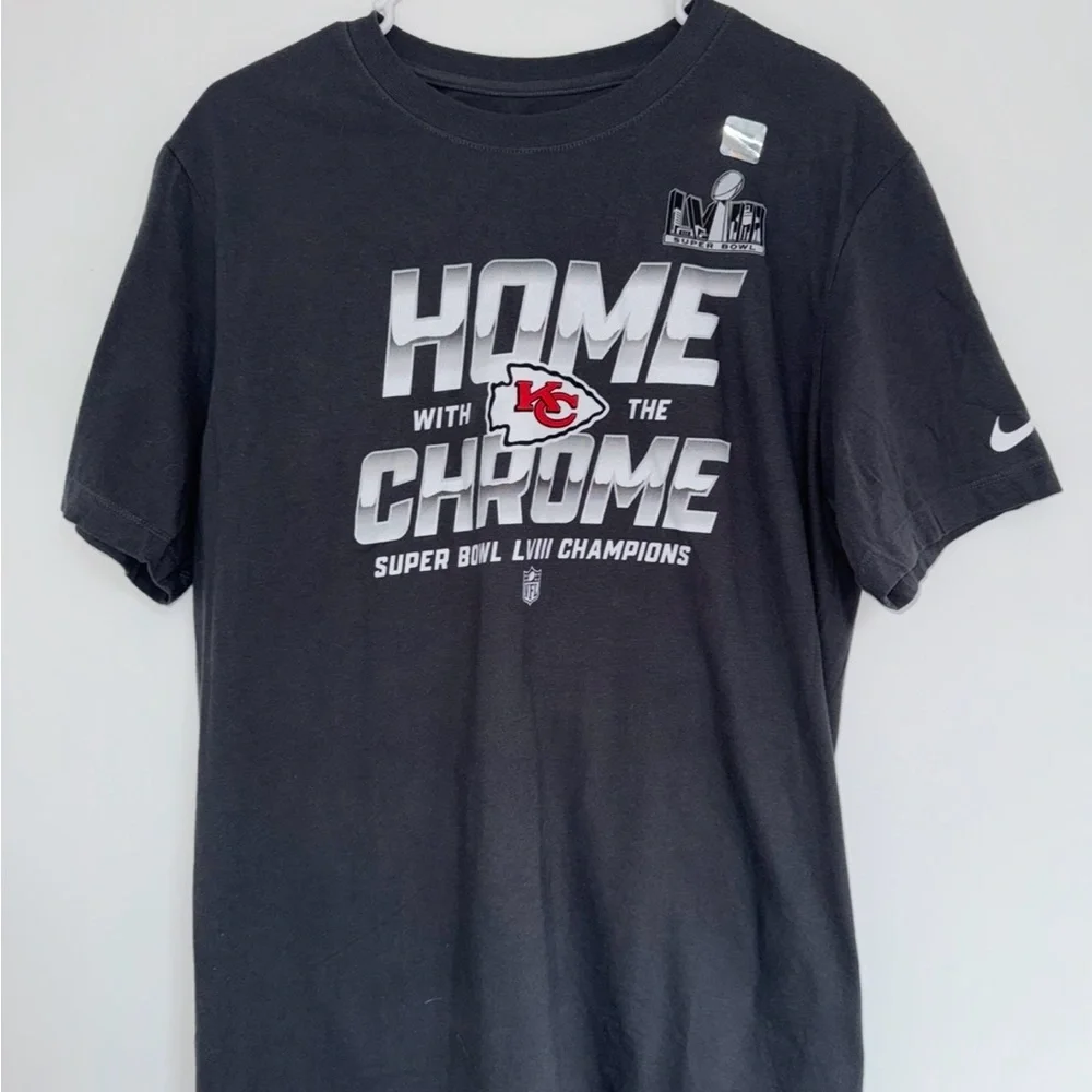 Nike Kansas City Chiefs Super Bowl LVIII Champs Tee Shirt M NFL Gray‎
